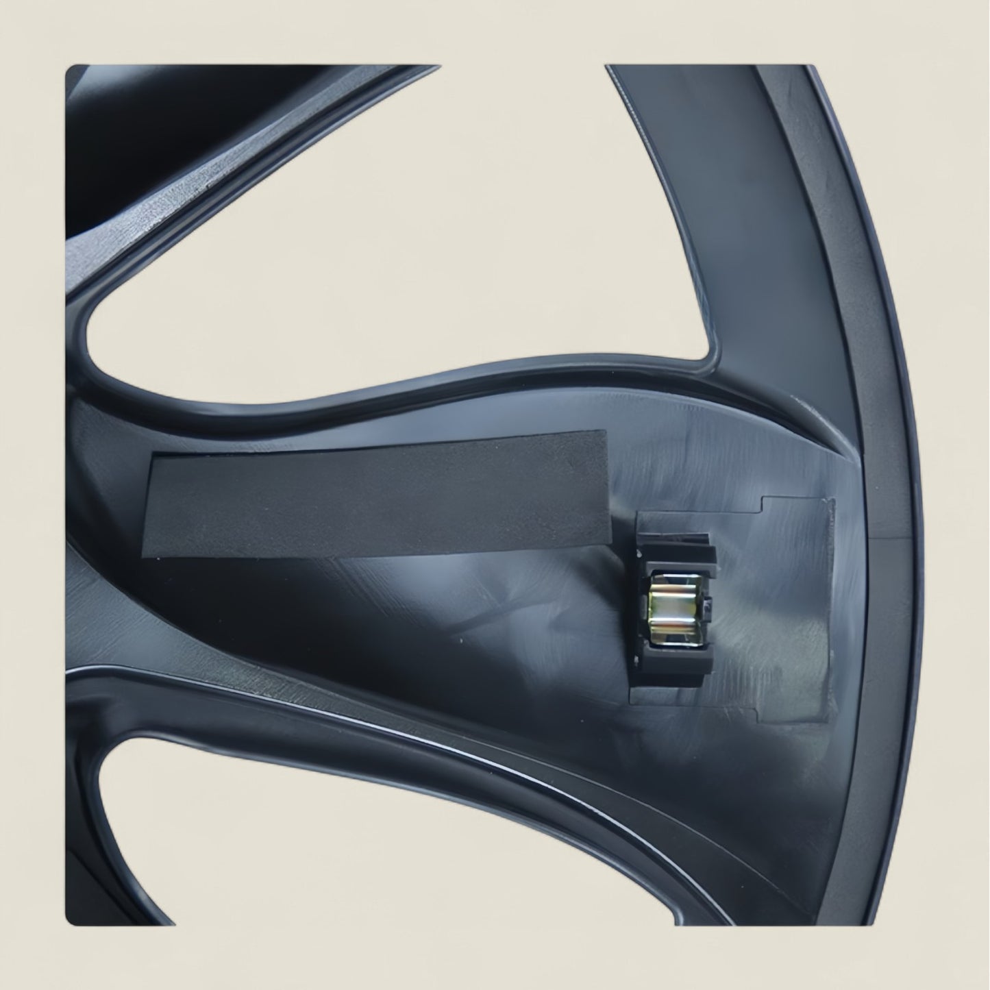 Model Y Vortex Flow Wheel Covers – 19-Inch Full Rim Protection Set (2020–2025)