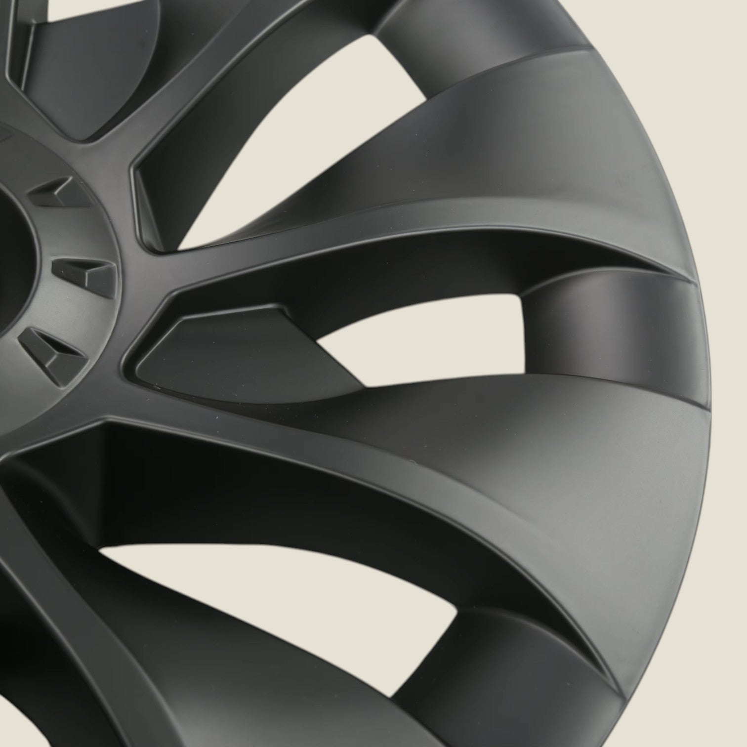 Model 3 Dynamic Edge Wheel Covers – 18-Inch Full Rim Protection Set (2017–2023)