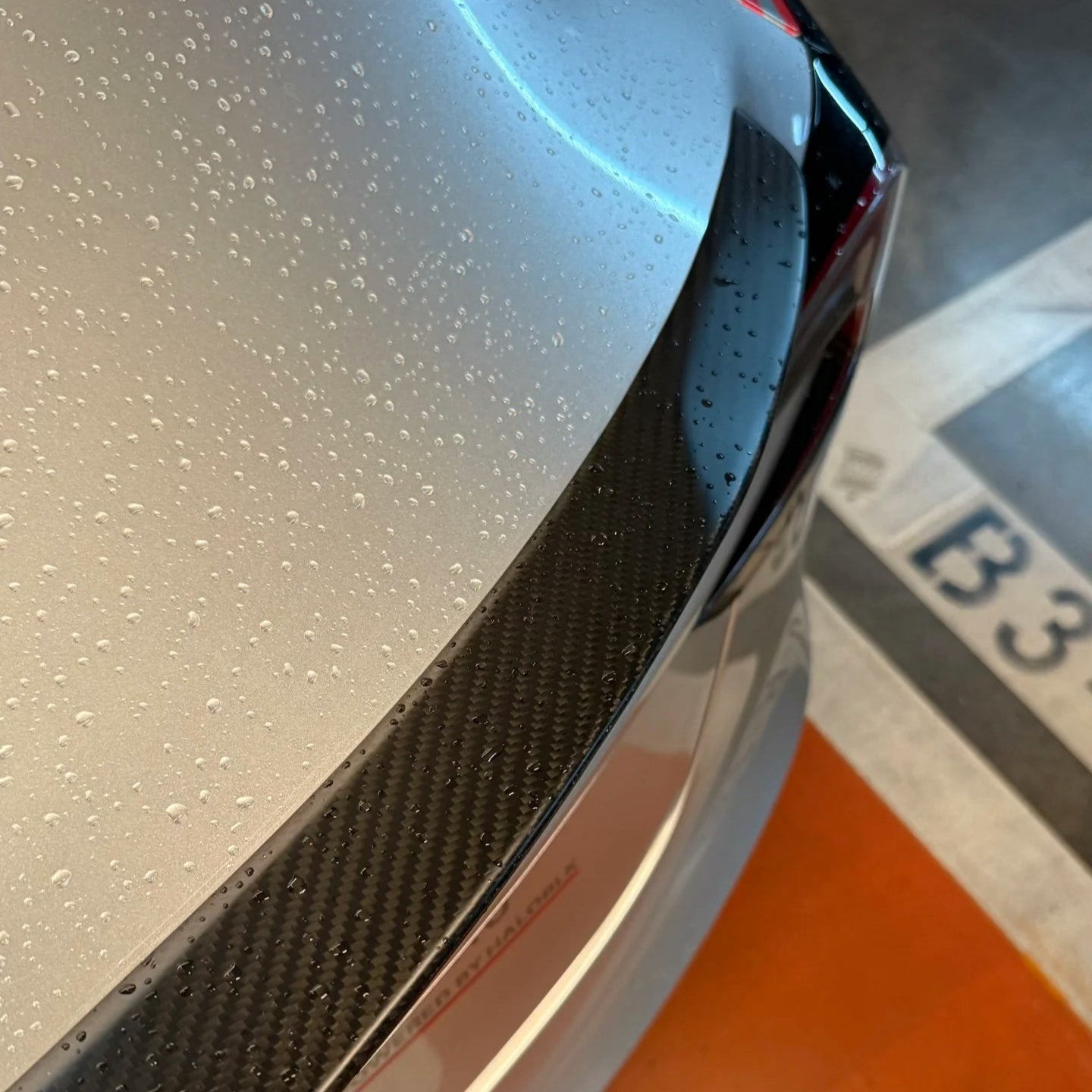 PF Design Model 3/Y Rear Spoiler – Real Matte Carbon Fiber for Sporty Trunk Styling (2017–2025)